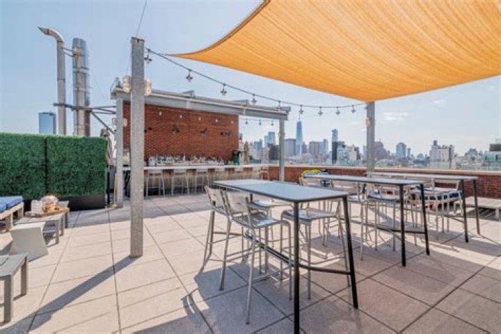 Celebrity Restaurants in NYC Photos: Stars' New York City Hotspots