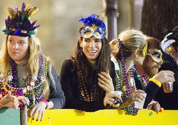 Chelsea Handler Bares Breasts, Sandra Bullock Celebrates Mardi Gras