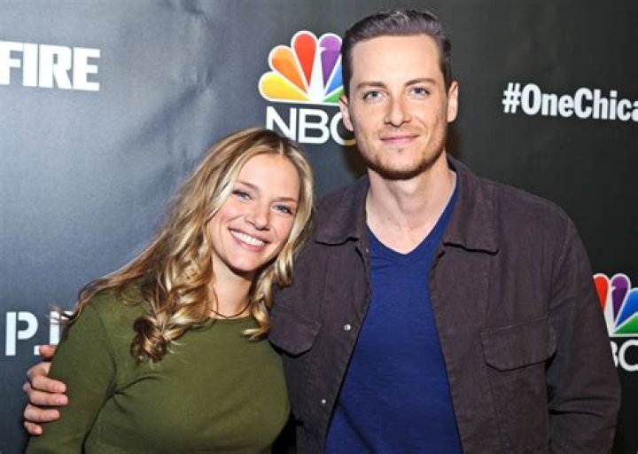 Chicago P.D.'s Jesse Lee Soffer’s Dating History: Sophia Bush, More