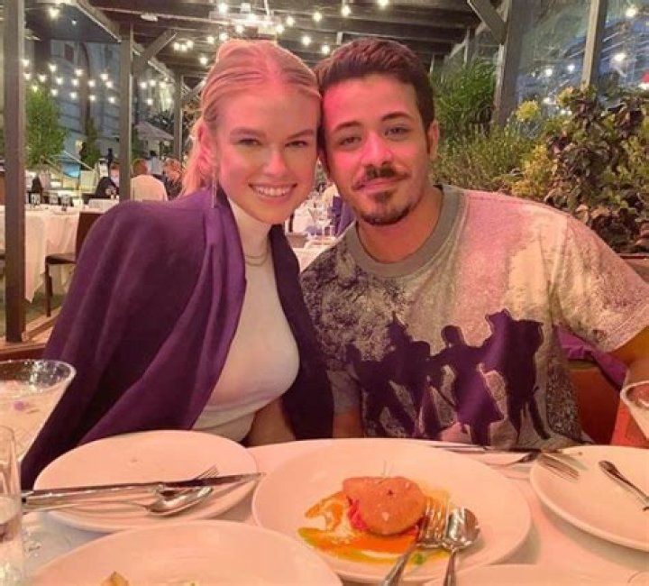 Unveiling The Mystery: Who Is Christian Navarro's Girlfriend?