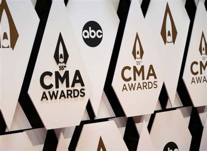 CMAs 2022: Everything to Know About Nominees and More