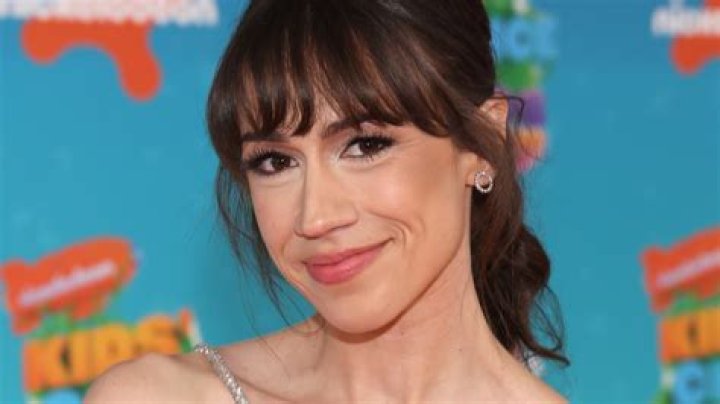 Who is YouTube star Colleen Ballinger?