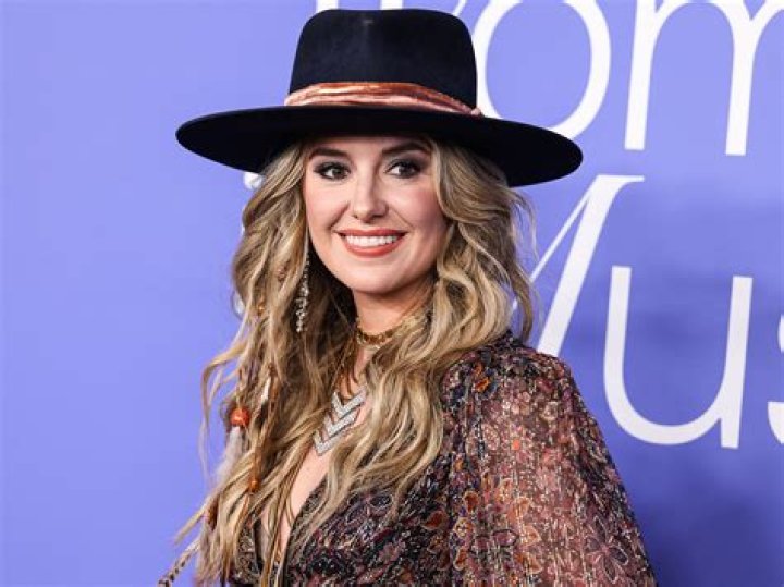 Country Singer Lainey Wilson: Inside a Day in My Life