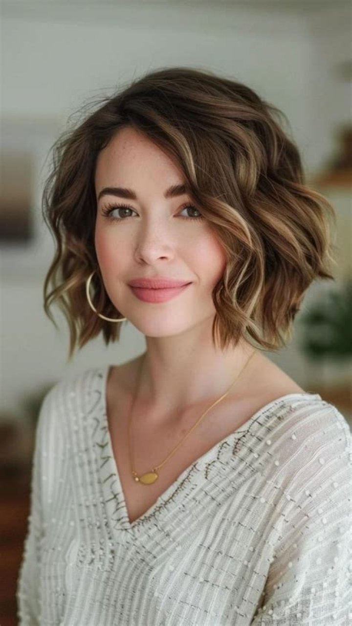 The “cowgirl cut” is straight out of the lazy girl styling handbook