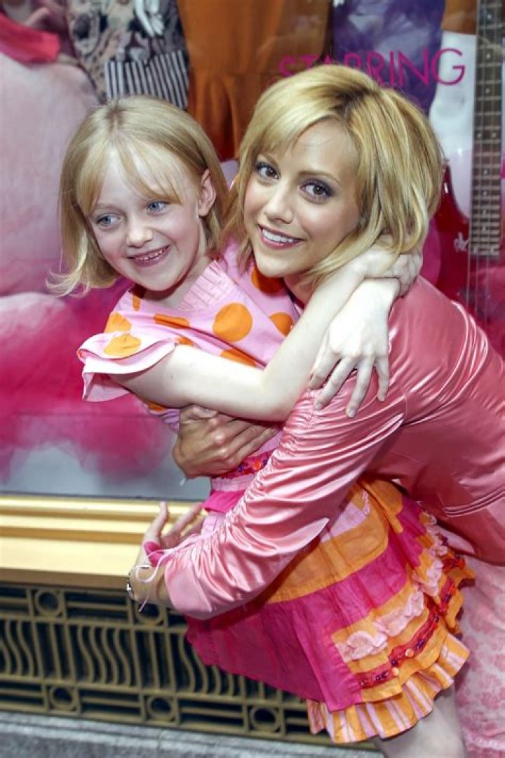 Dakota Fanning Talks Brittany Murphy After Viral 'Uptown Girls' Clips