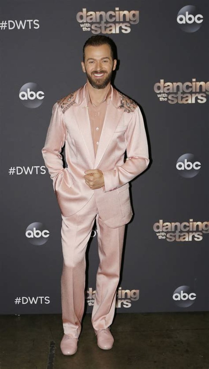 'Dancing With the Stars’ Salaries: How Much Do Contestants, Pros Make?