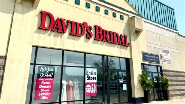 Final sales as beloved wedding retailer continues to close stores despite last minute bankruptcy bailout