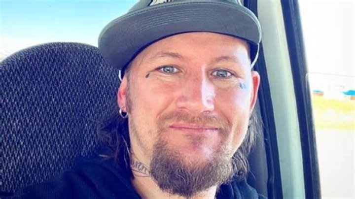 DEADLIEST CATCH: WHATEVER HAPPENED TO ELLIOTT NEESE?