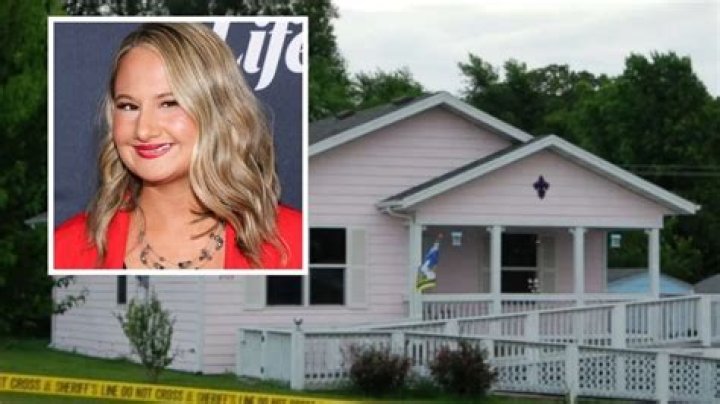 Unraveling The Dark Mystery Of Dee Dee Blanchard's Leaked Crime