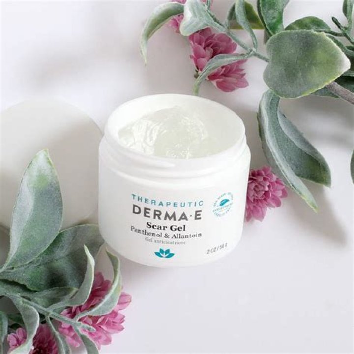 Derma E Scar Gel May Help Get Rid of Deep Rooted Acne Scars