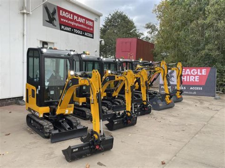 Does Giant Eagle hire 14 year olds?