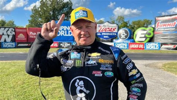 Does Robert Hight Have Cancer? Understanding His Health Journey