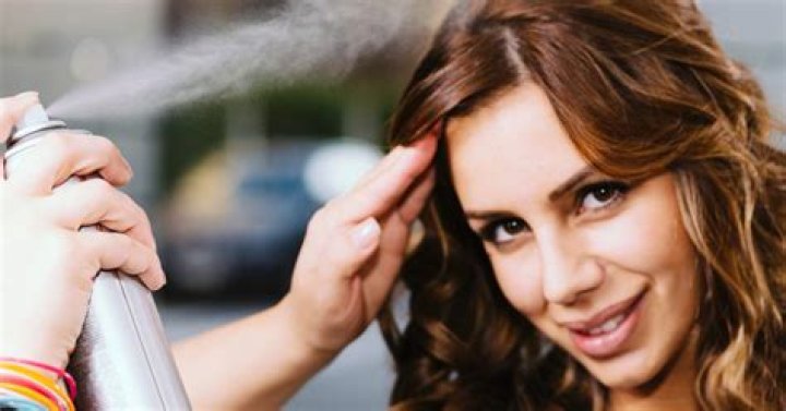 Does Spraying Water On Your Hair Help It Grow