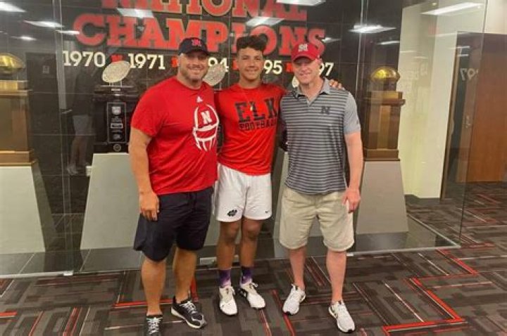 Dominic Raiola Parents: A Deep Dive Into His Family Background