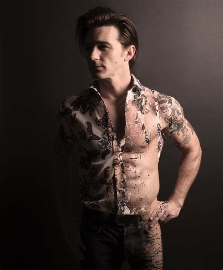 Unveiling The Controversy: Drake Bell Nude Pic And Its Impact