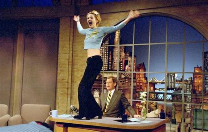 Drew Barrymore Jokes About Flashing David Letterman