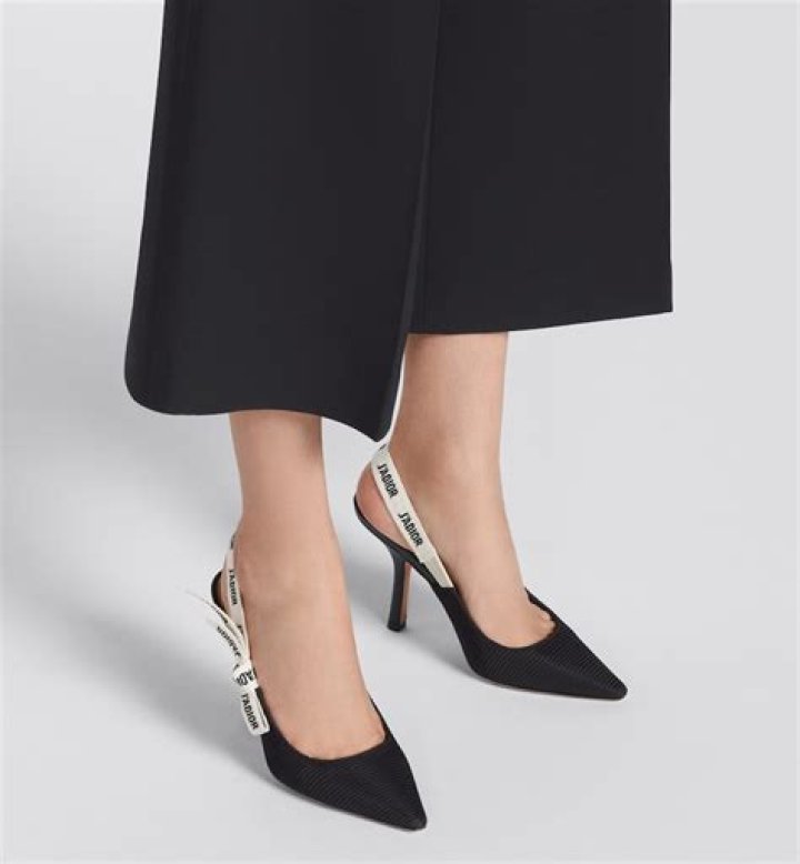 Fashion fans are rushing to snap up dupe of Gucci's slingback heels and they're a whopping £665 cheaper