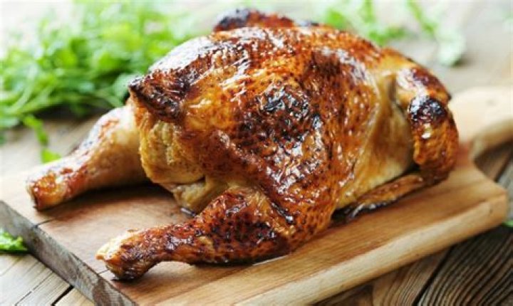 Keep the chicken skin — nutritionists say it’s actually good for you