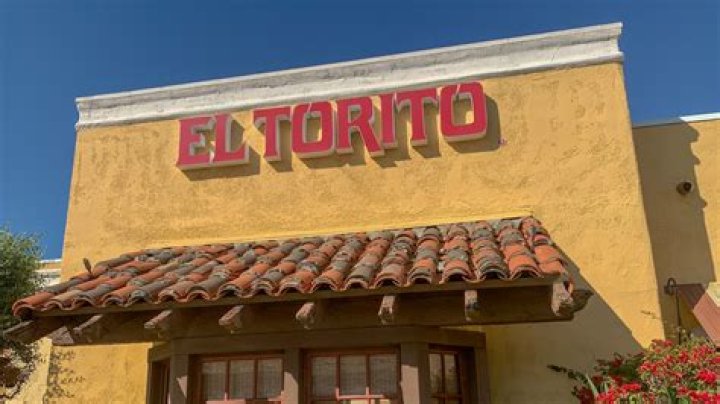 Beloved Mexican restaurant serving families for 33 years abruptly closes as heartbroken owners have no choice