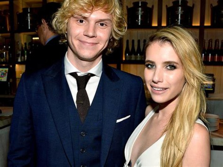 Emma Roberts, Evan Peters Engaged!
