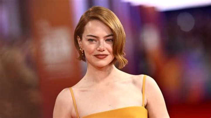 Emma Stone Says She “Can’t Even Imagine” Her Life Without Ryan Gosling
