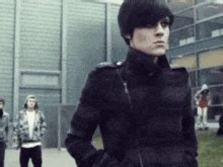 Emo Kid Clutching: A Deep Dive Into The Subculture