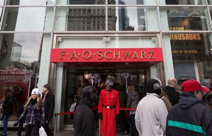 F.A.O. Schwarz Toy Store on Fifth Avenue in NYC Is Closing: Details