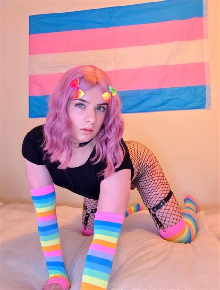 Exploring Femboyella: The Rise Of A Unique Online Persona