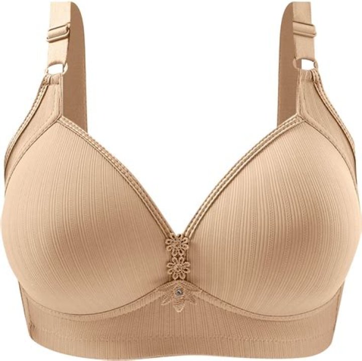 This Floatley Bra Made Us Believe in Comfy Push-Up Bras Again