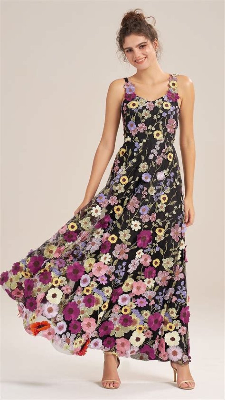 Floral Dresses 2022: 23 Best Floral Dresses to Shop