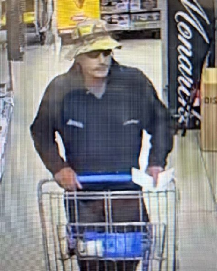 Garden City police hunt for Wal-Mart robber who fled in stolen pickup truck