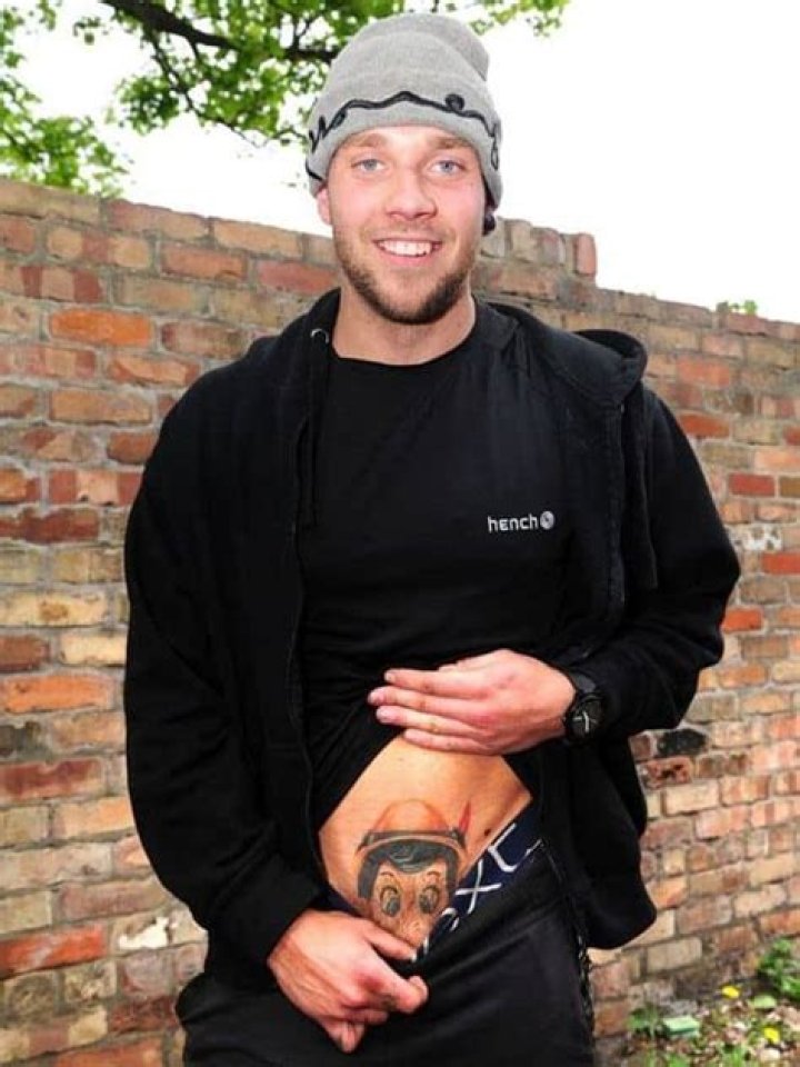 Tattoo addict inks every inch of his body including his todger - and boasts girls ‘love it’