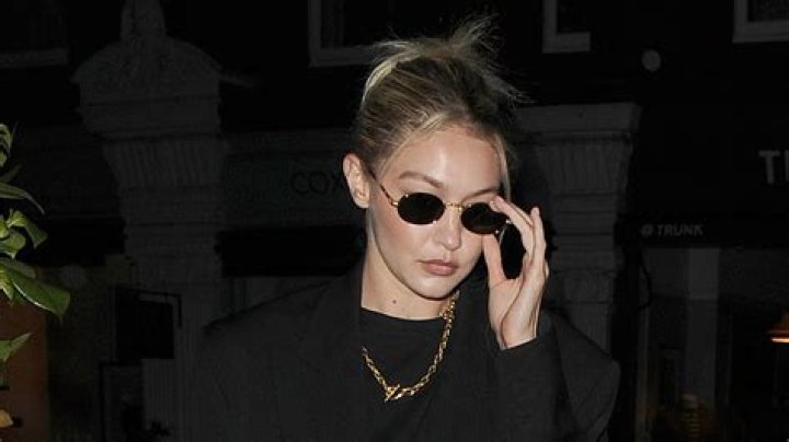 Gigi Hadid Puts Oval Sunglasses on Shoppers' Wish Lists