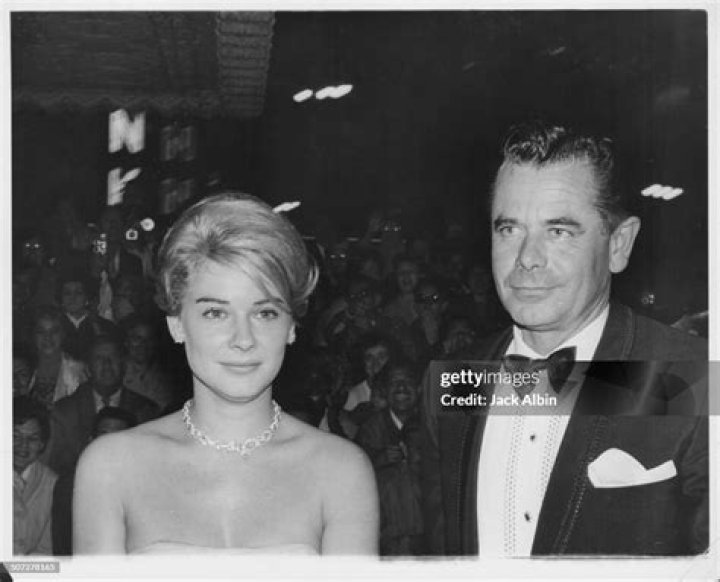 Unraveling The Intriguing Connection Between Glenn Ford And Hope Lange