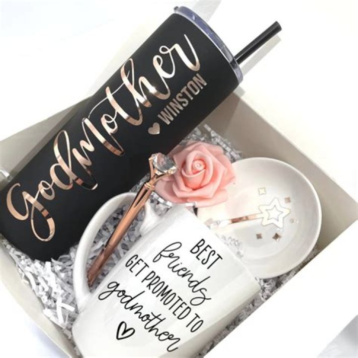 27 Best Godmother Gifts That Are Extra Thoughtful