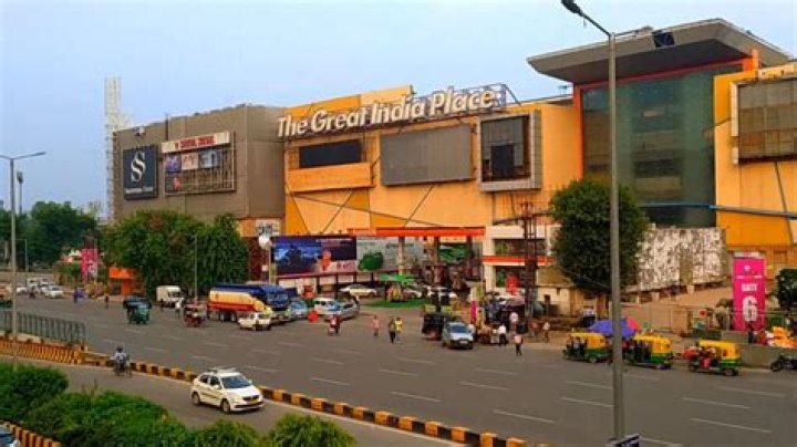 DS Group explores Rs 2,000 crore deal to acquire Noida's Great India Place Mall: Reports – India TV