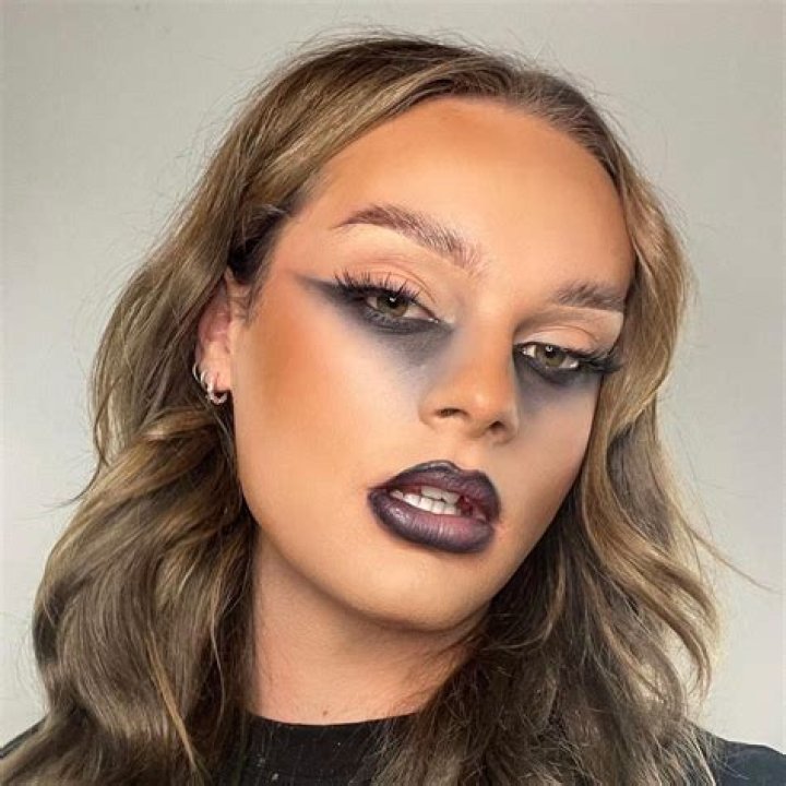 Glam Grunge Makeup Is Blowing Up And We Have All The Inspo