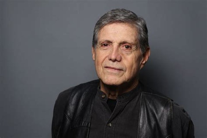 Héctor Bonilla dead at 83: Grumpy Christmas star passes away as tragic cause of death revealed