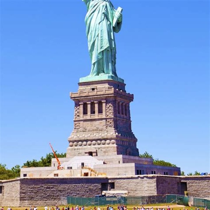 Here's why you can't visit the Statue of Liberty's torch