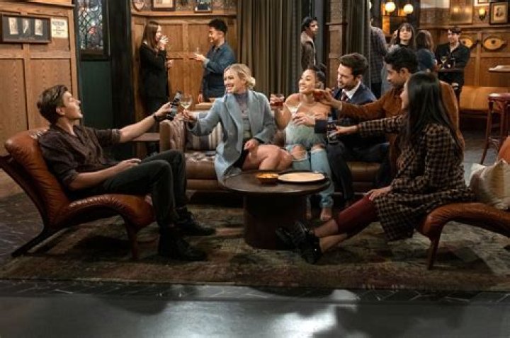 'HIMYF' Creators on Bob Saget Death, Kim Cattrall Character