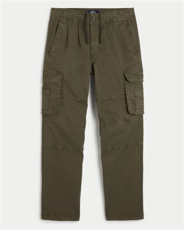 Explore The Versatility Of Hollister Cargo Pants