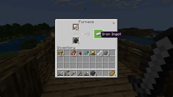 How Do You Craft A Iron Ingot In Minecraft