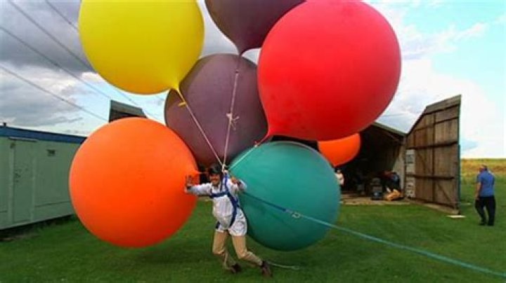 How Many Weather Balloons To Lift A Person