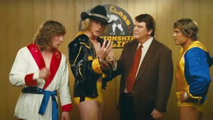 Unveiling Jeremy Allen White's Height In Feet: A Complete Guide