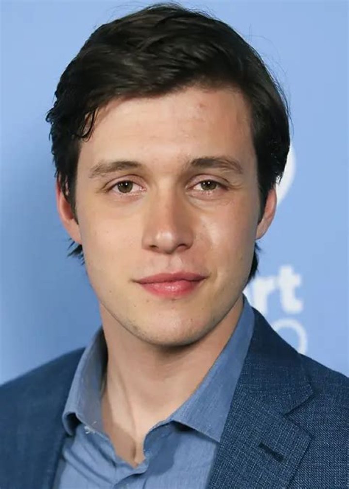 Unveiling The Height Of Nick Robinson: How Tall Is He Really?