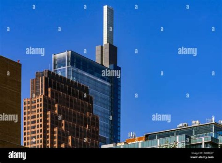 Quick Answer: How Tall Is The Comcast Building In Philadelphia