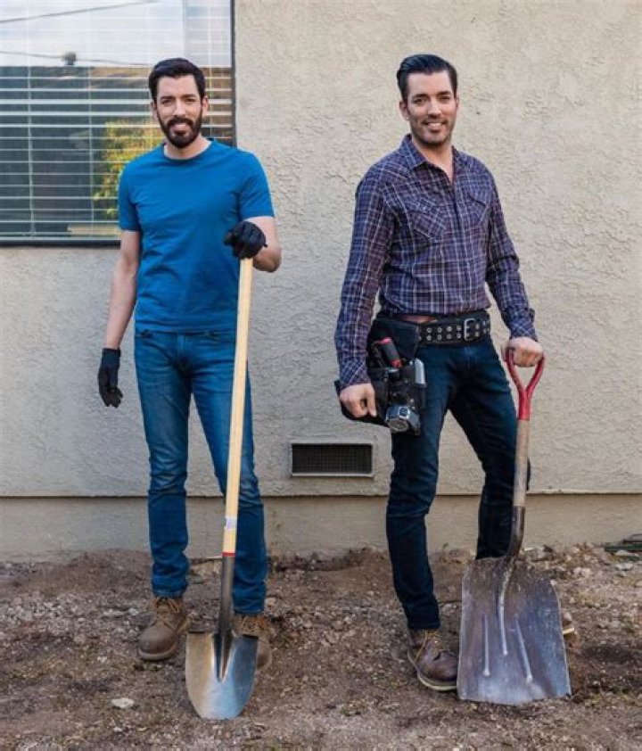 How tall are Property Brothers stars Drew and Jonathan?