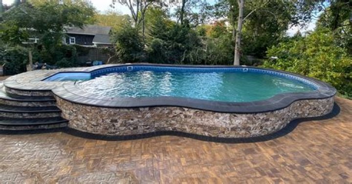 Quick Answer: How To Build An Above Ground Swimming Pool With Bricks