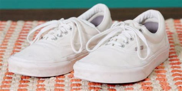 Quick Answer: How To Clean White Vans Shoes