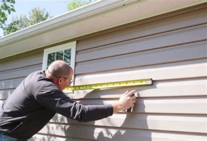 Quick Answer: How To Measure Vinyl Siding Lap